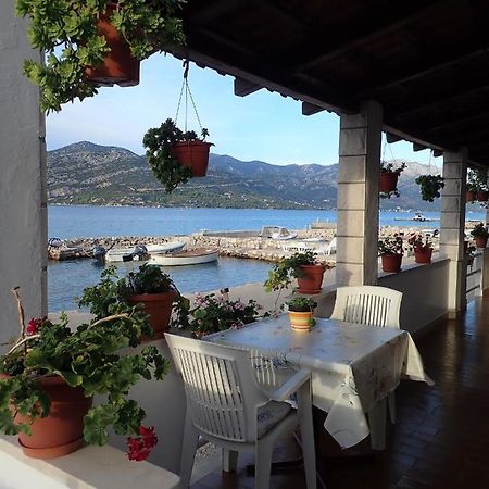 Katja Beach Apartment Račišće Eksteriør billede