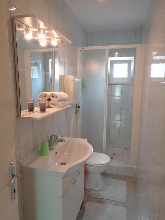 Katja Beach Apartment Račišće Eksteriør billede