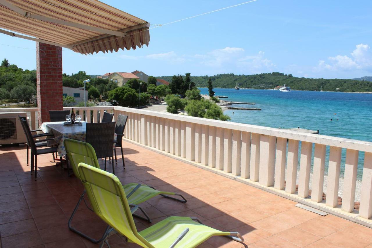 Katja Beach Apartment Račišće Eksteriør billede
